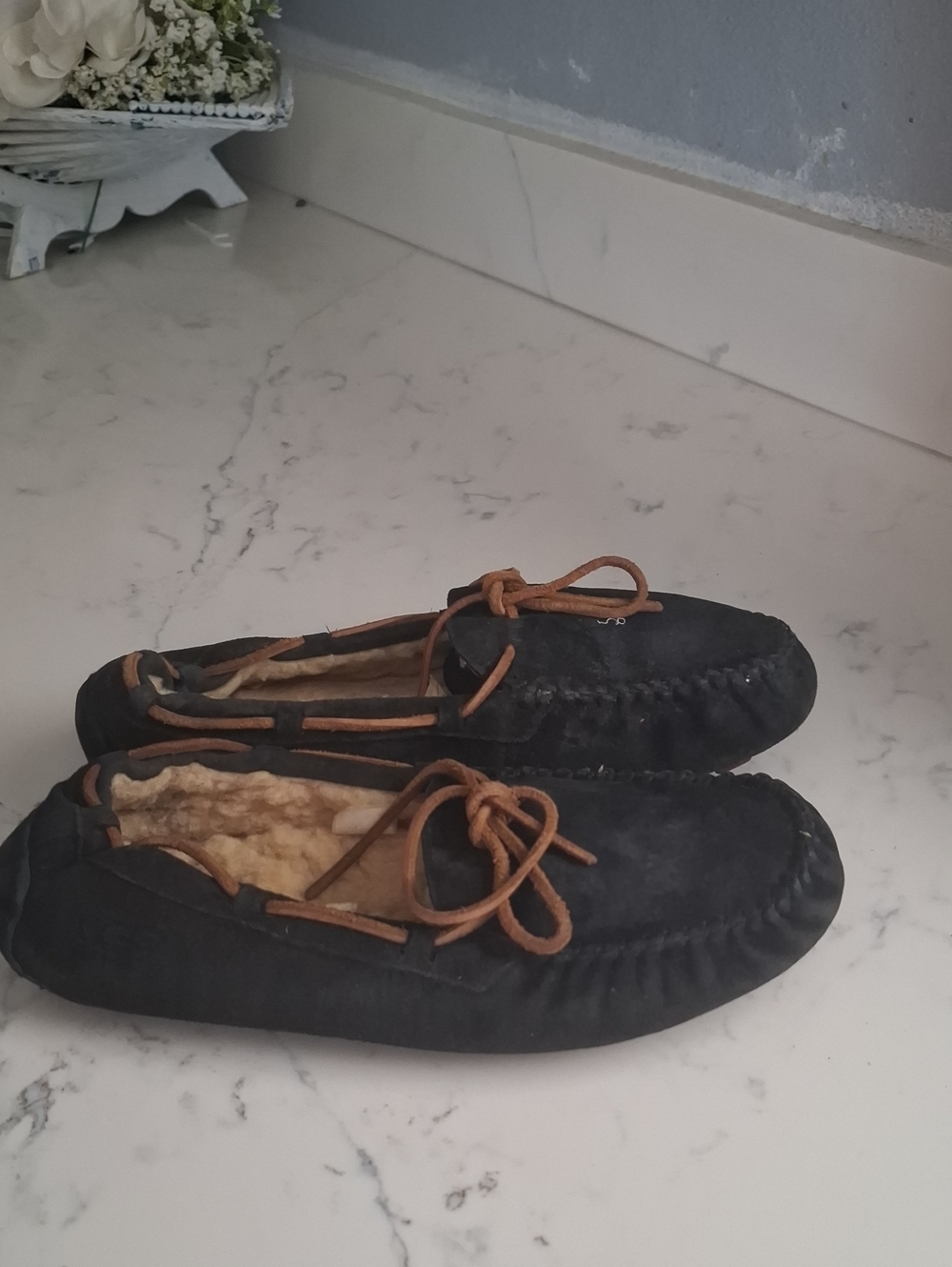 UGG Womens Black Suede Slippers with Brown Leather Laces